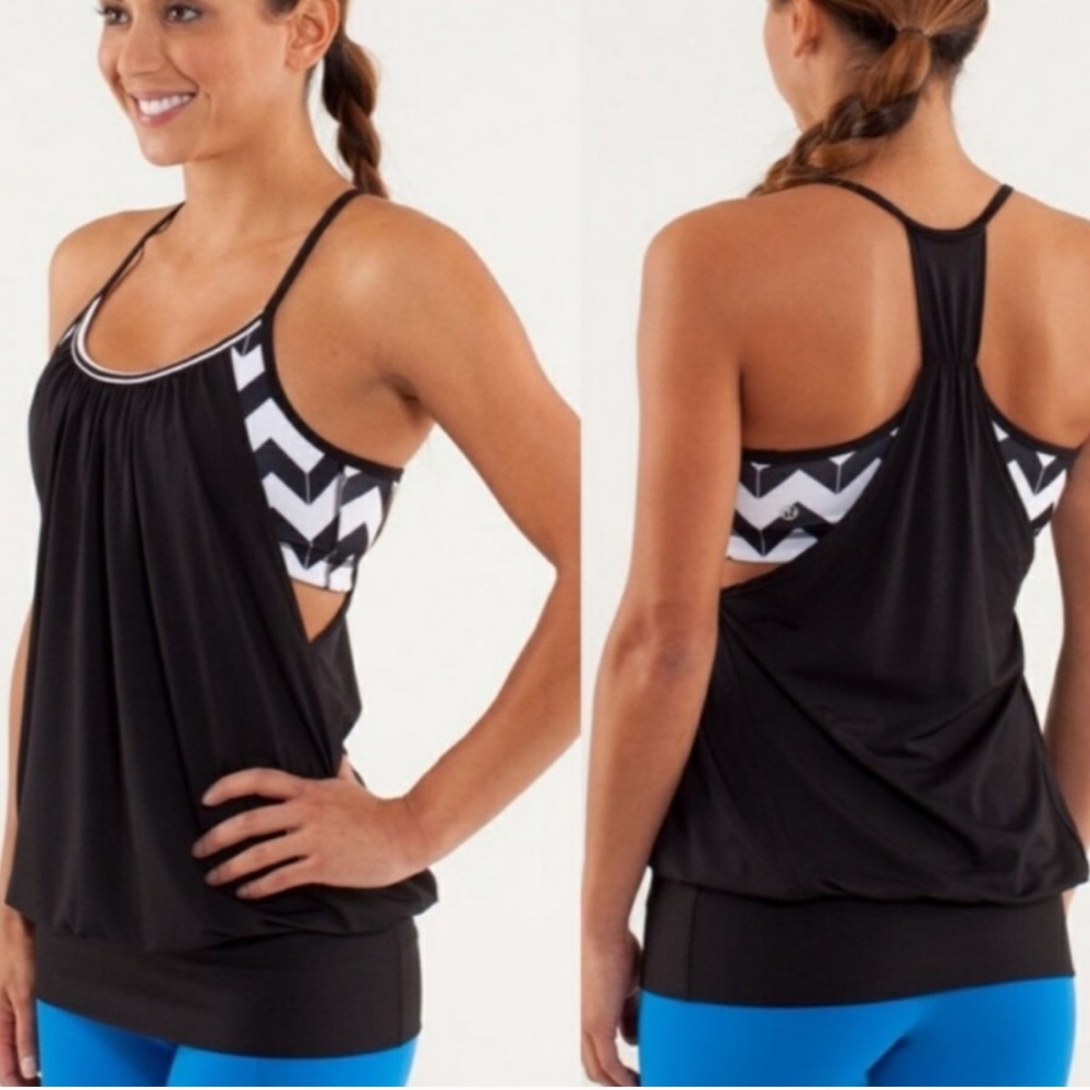 Lulelemon tank top with sports bra attached